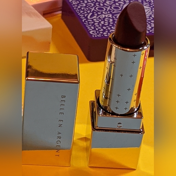 10 Piece Makeup Bundle - Picture 9 of 16